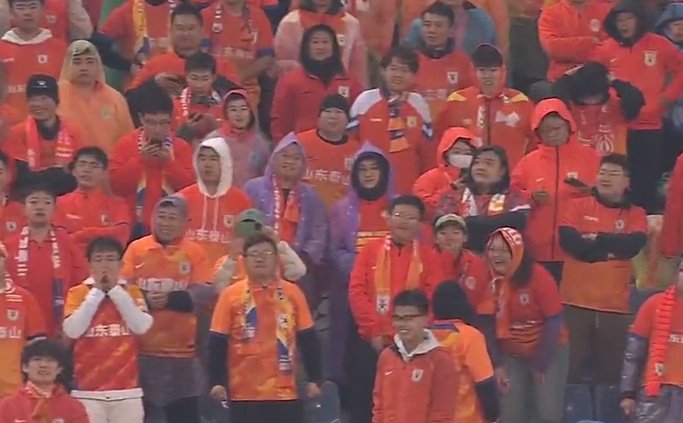 东亚球队在重要比赛中获胜的原因